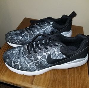 Nike Air Max Snake skin shoes